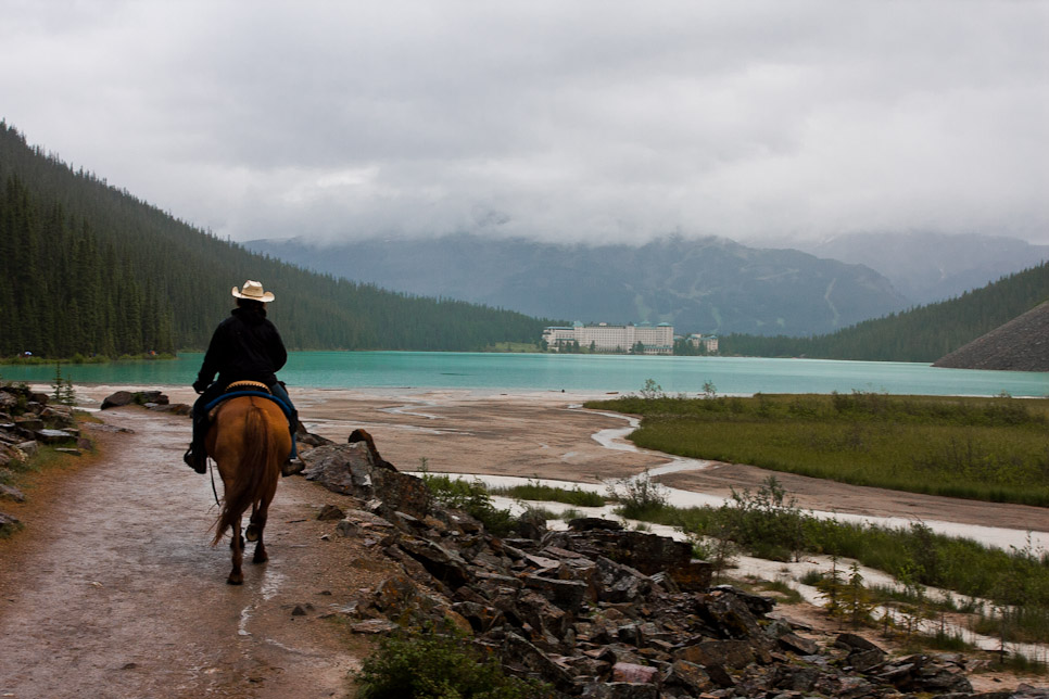 Horseback riding in Lake Louise (part 2)